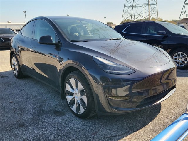 2024 Tesla Model Y Long Range's photo