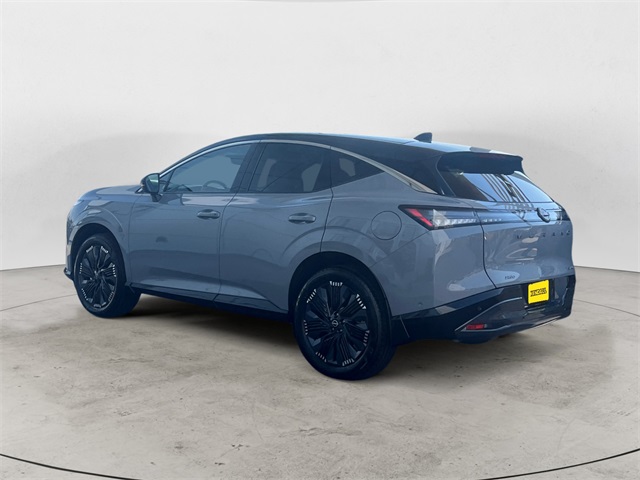 2025 Nissan Murano Platinum photo 2