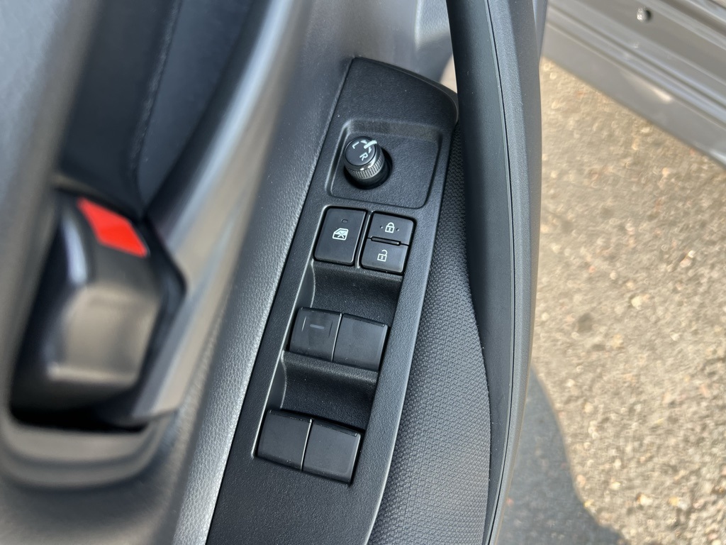 2023 Toyota Corolla LE photo 10