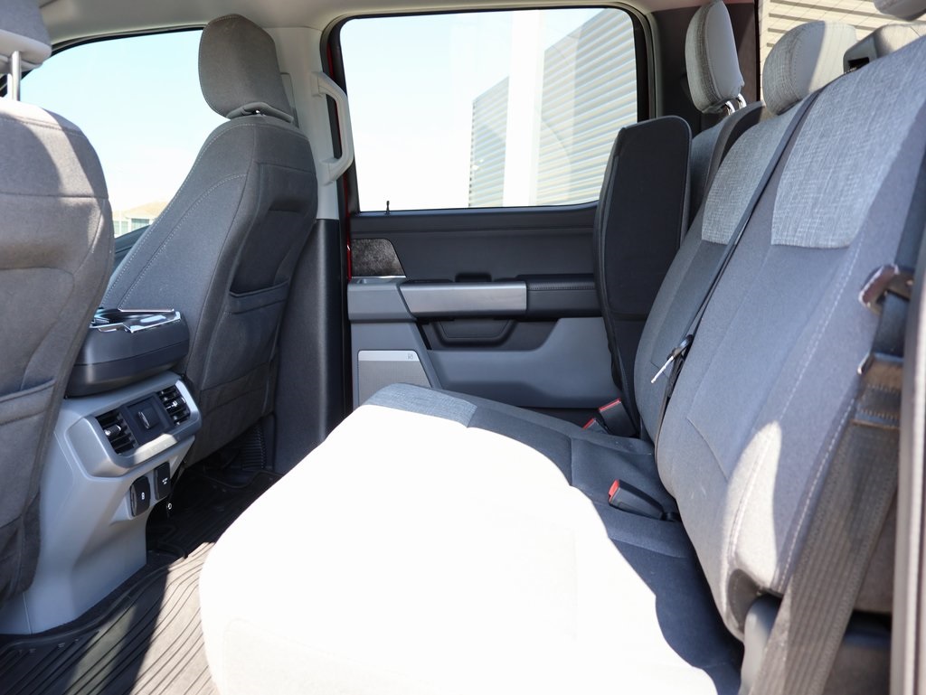 2022 Ford F-150 XLT photo 16
