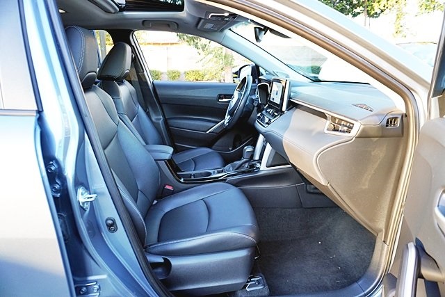 Used 2023 Blue Toyota XLE image 10