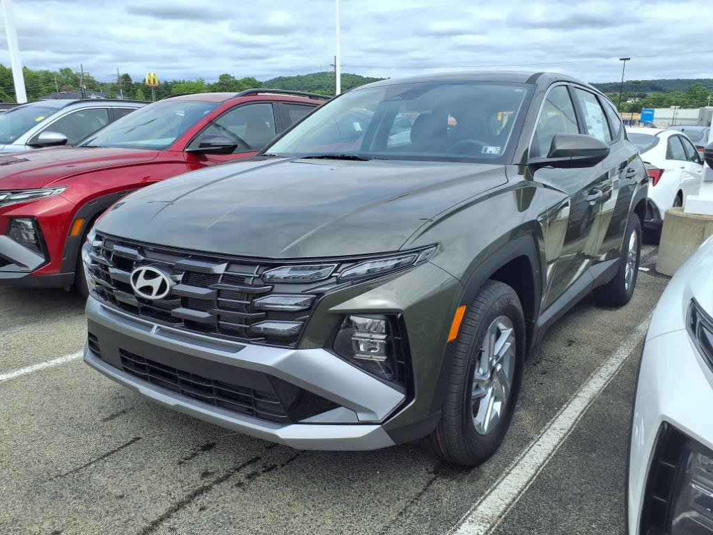 2025 Hyundai Tucson SE photo 2