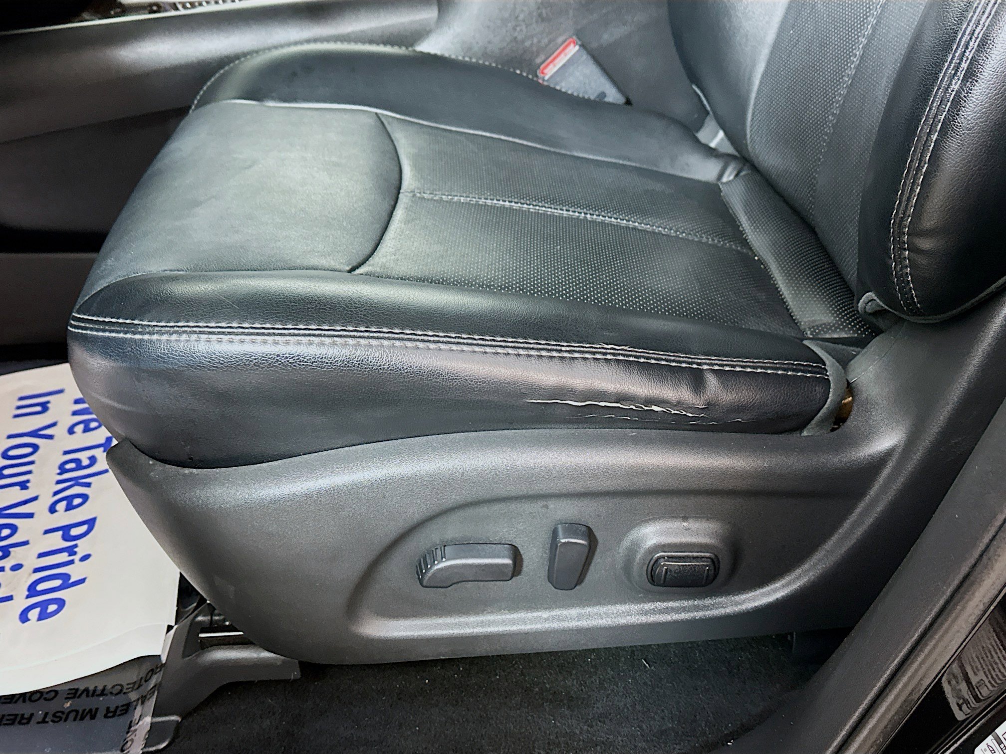 2015 Nissan Pathfinder Platinum photo 18