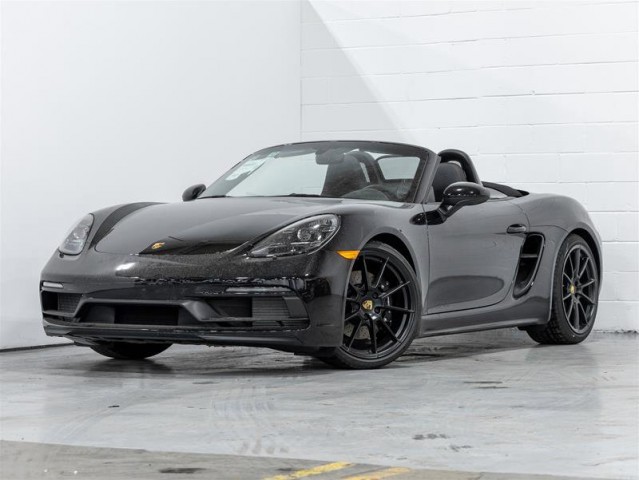 バーシー Tested: 2021 Porsche 718 Spyder Is Fiercely Focused, Even