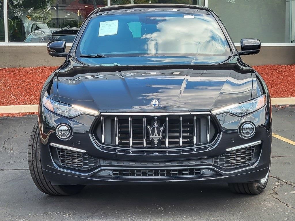 2022 Maserati Levante GT photo 3