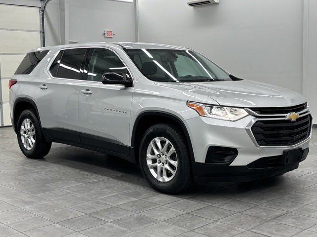 2019 Chevrolet Traverse LS's photo