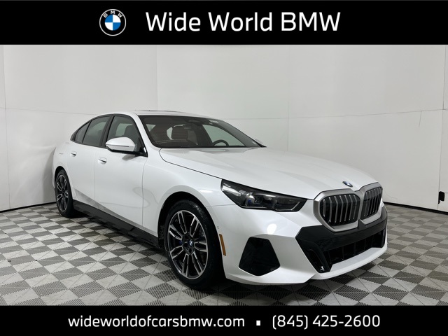 2026 BMW 5 Series 530i's photo