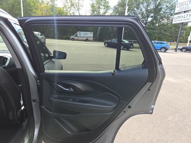 2023 Gmc Terrain SLT photo 22