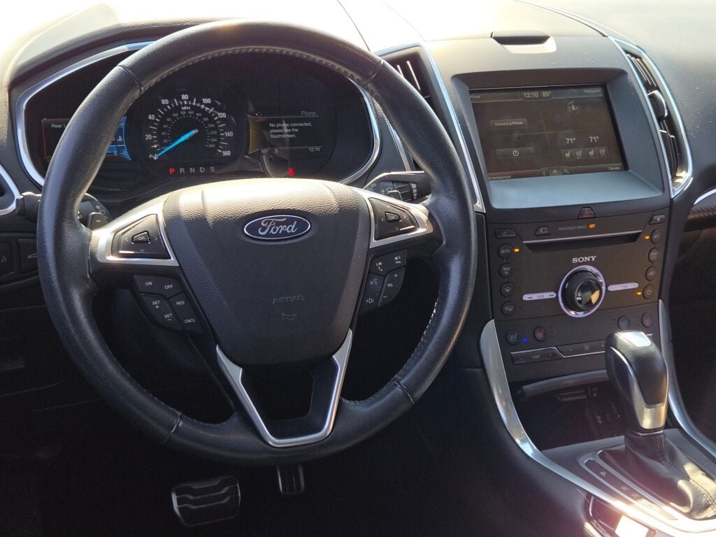 2015 Ford Edge Sport photo 14