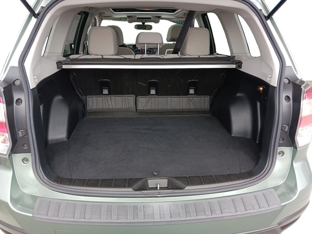 2017 Subaru Forester 2.5i Premium photo 23