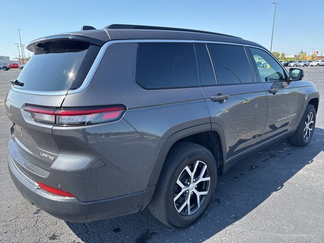 2024 Jeep Grand Cherokee Limited photo 4