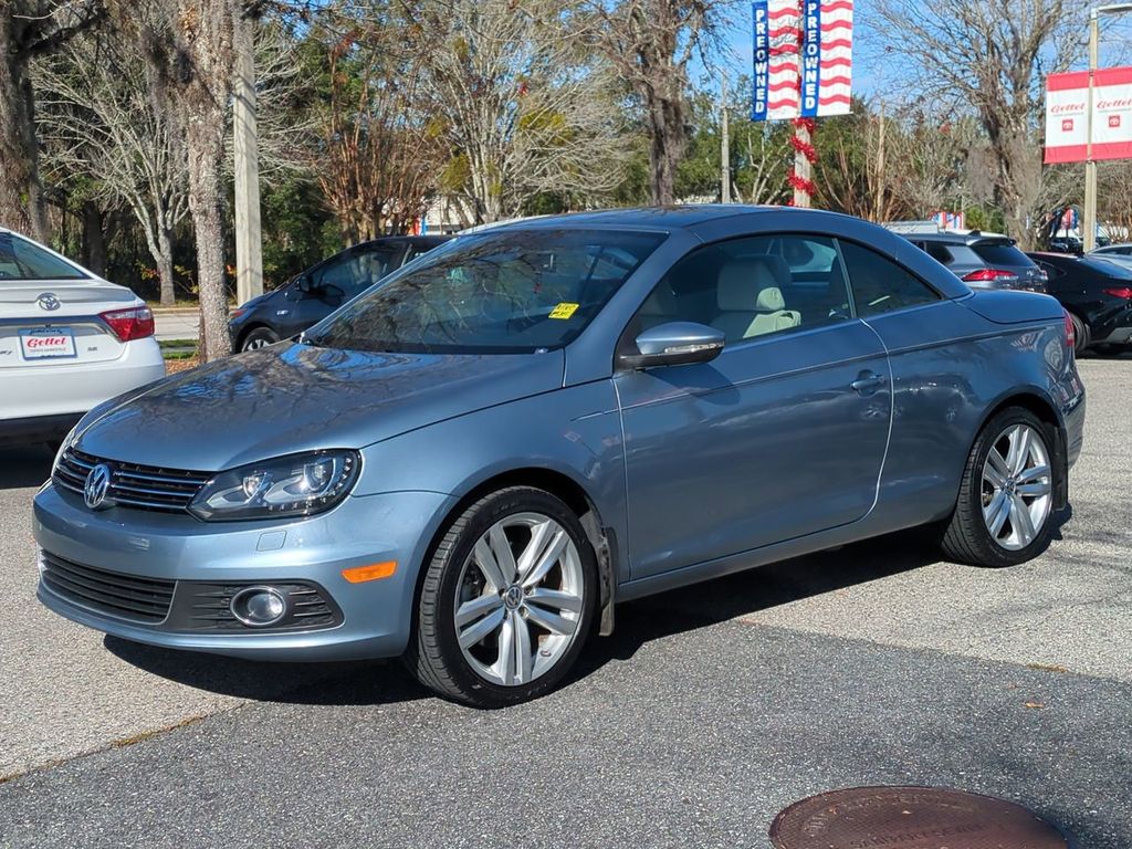 2015 Volkswagen Eos Executive Edition's photo