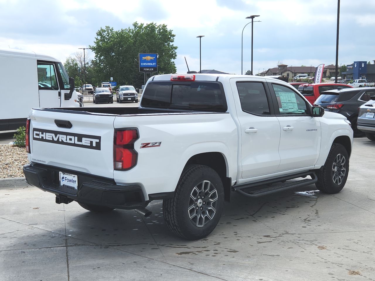 2025 Chevrolet Colorado Z71 photo 8