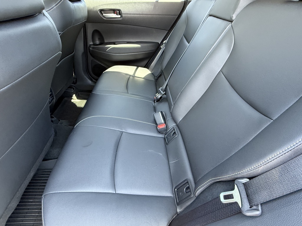 2023 Toyota Corolla Cross XLE photo 30