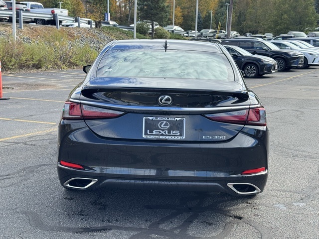 2025 Lexus ES 350 photo 2