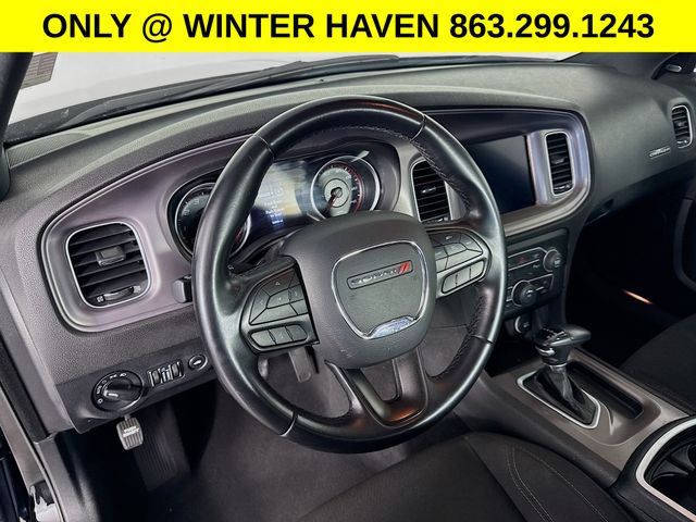 2023 Dodge Charger SXT photo 9