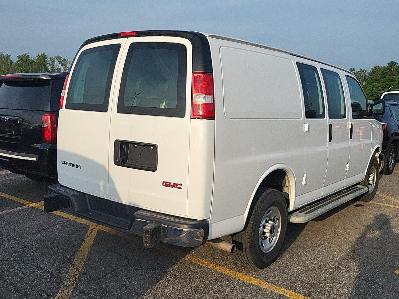2023 Gmc Savana Cargo 2500 photo 3