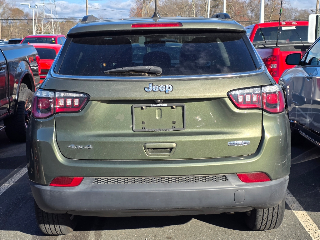 2020 Jeep Compass Latitude photo 2