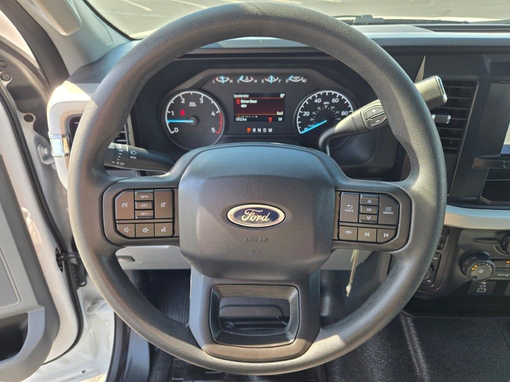 2024 Ford F-350 XL photo 31