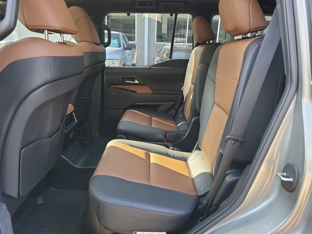 2024 Lexus GX 550 Luxury photo 26