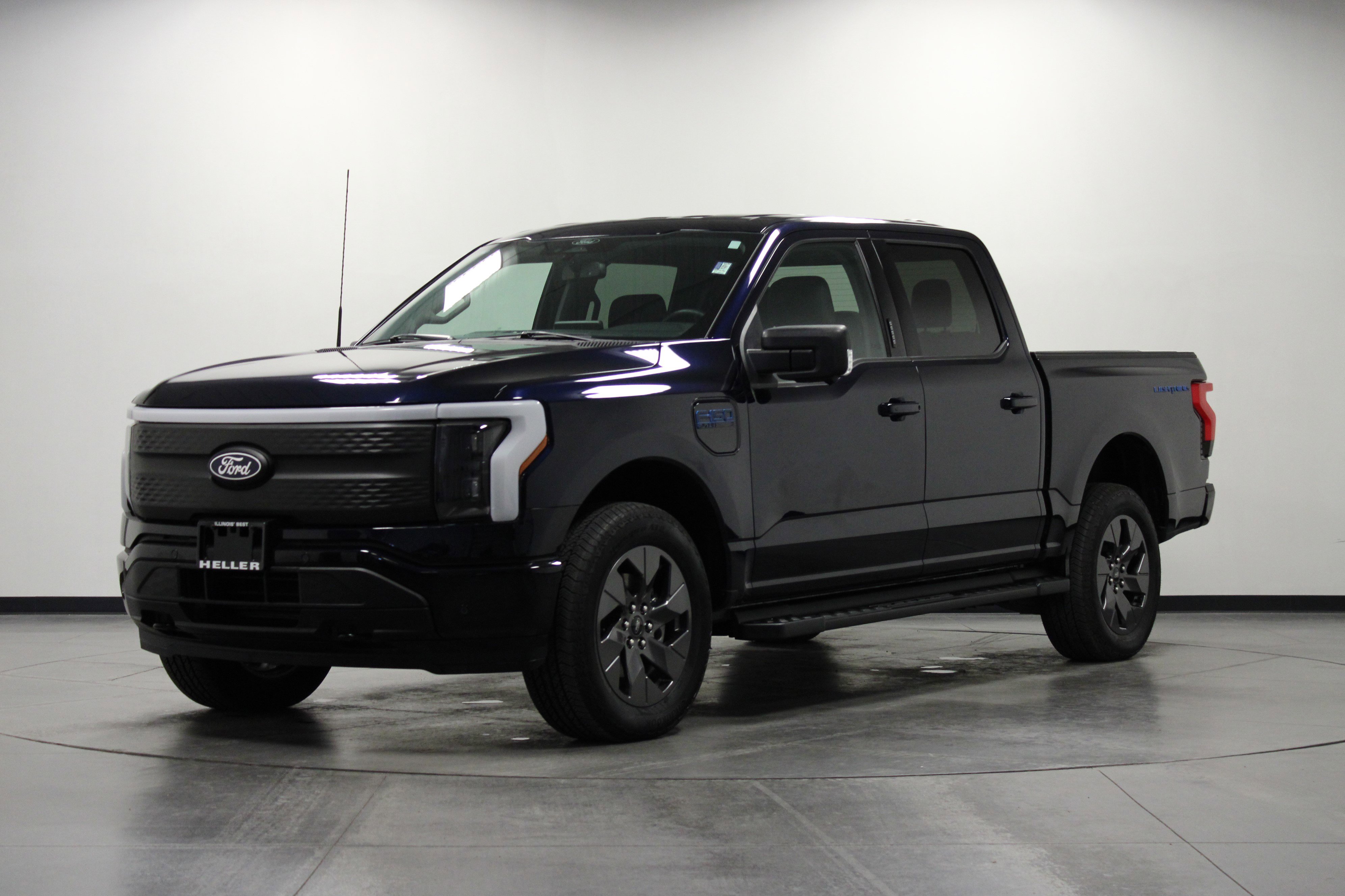2024 Ford F-150 Lightning photo 7