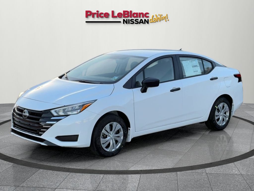 2025 Nissan Versa 1.6 S photo 3
