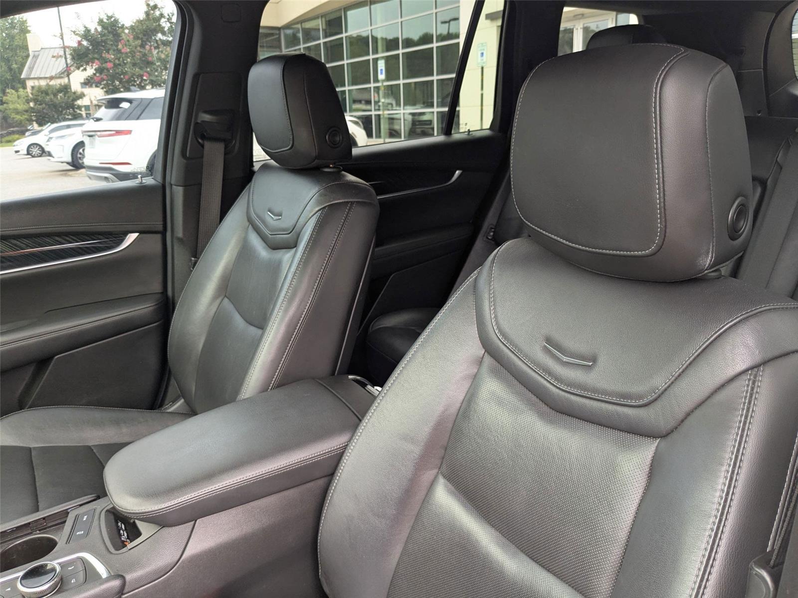 2020 Cadillac XT6 Premium Luxury photo 14