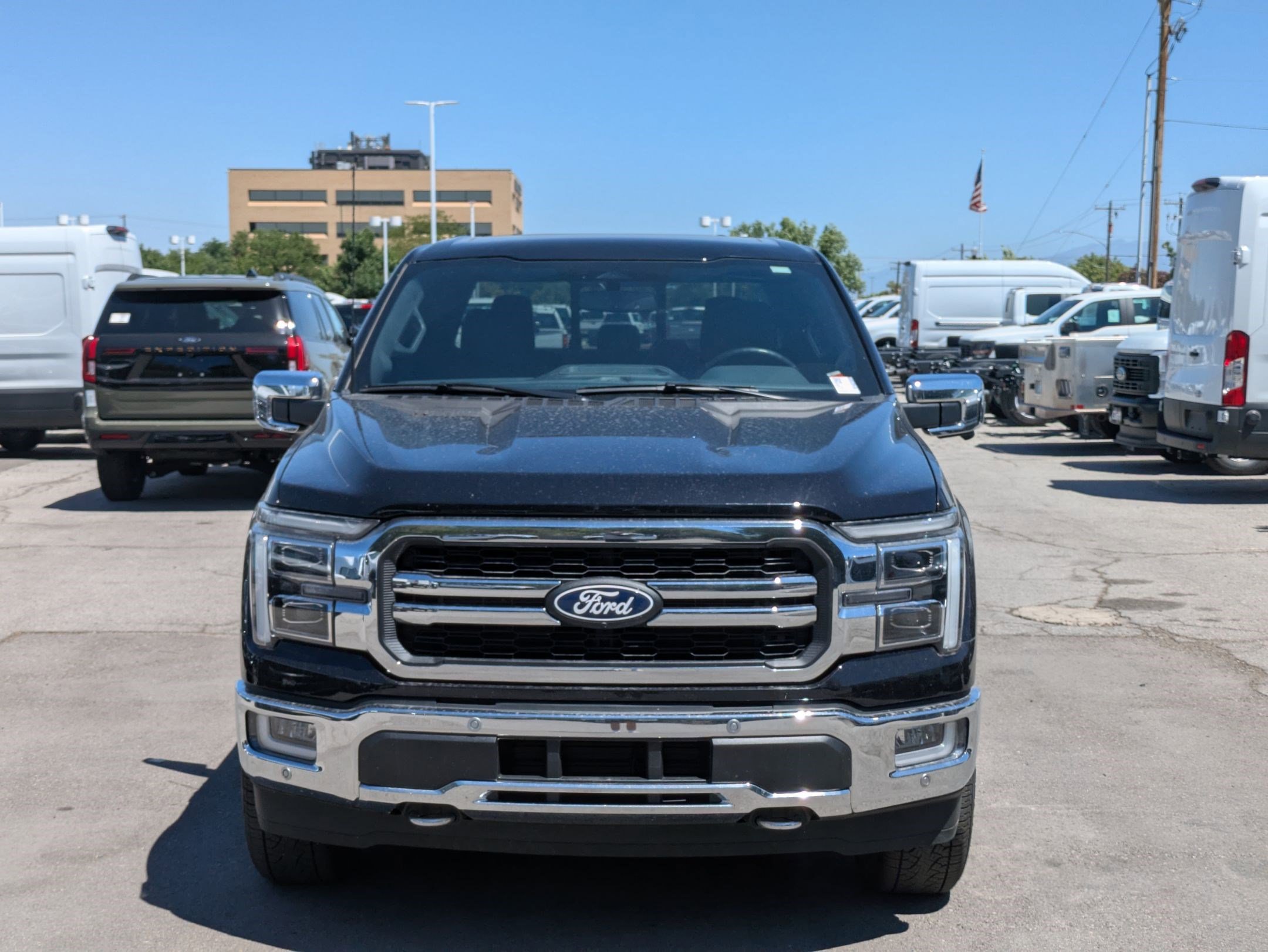 2024 Ford F-150 Lariat photo 8