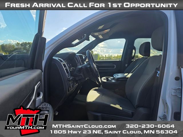 2024 Ram 2500 Big Horn photo 9