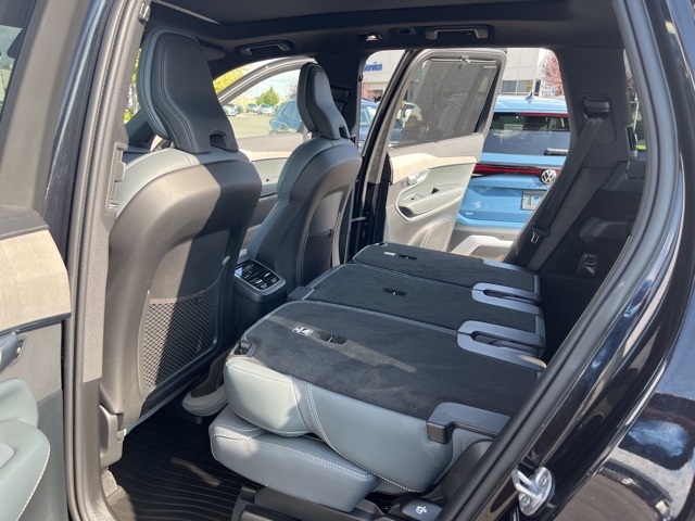 2024 Volvo XC90 Ultimate photo 23