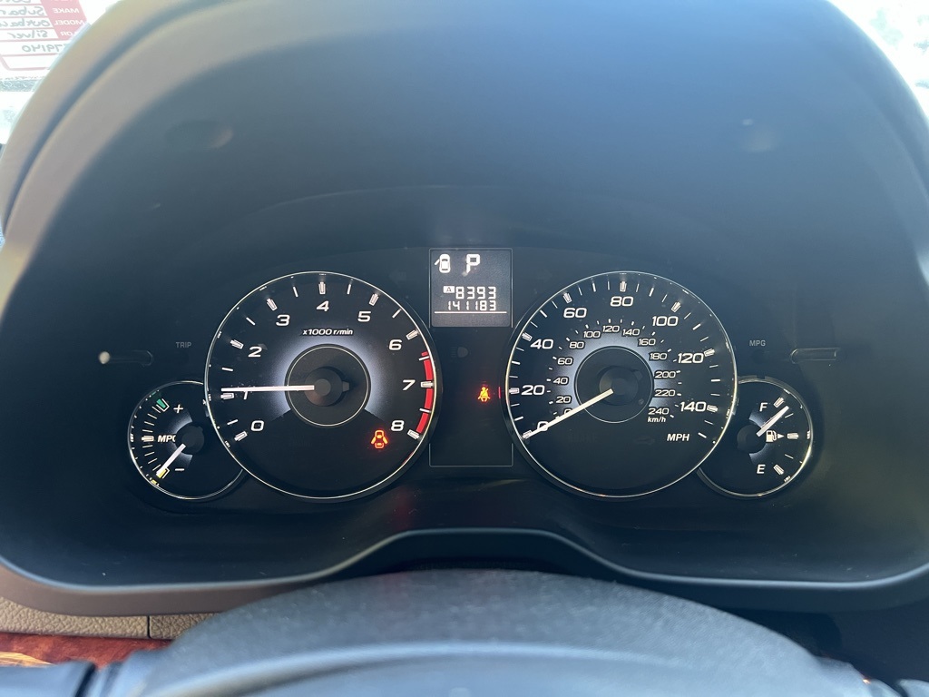 2010 Subaru Outback 2.5i photo 13