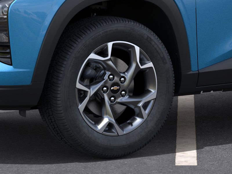 2025 Chevrolet Trax LT photo 8