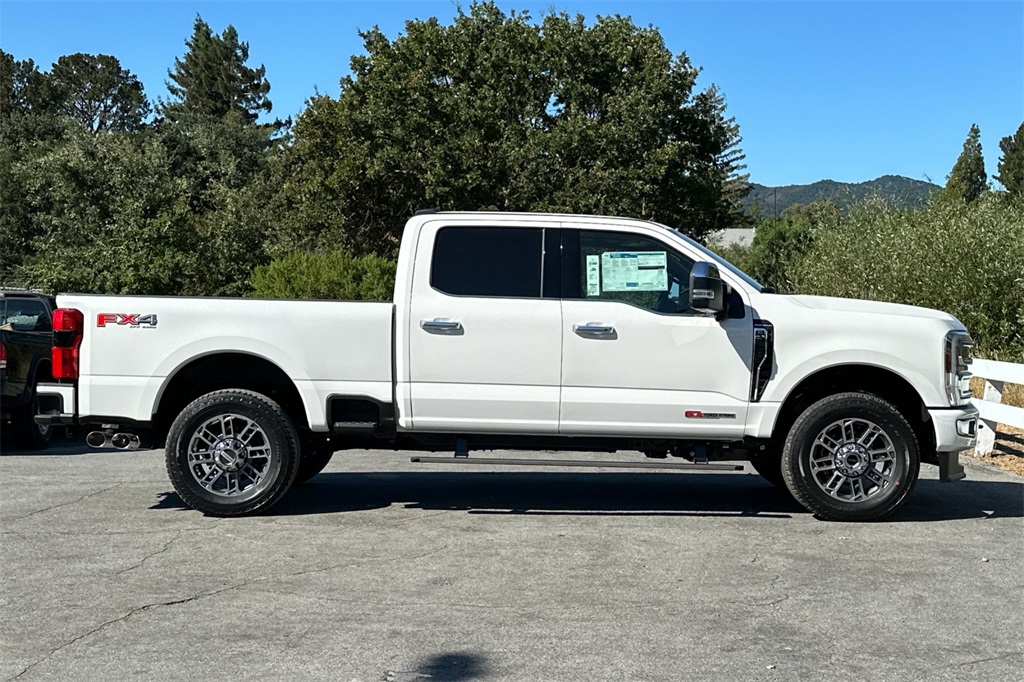 2025 Ford F-350 photo 3