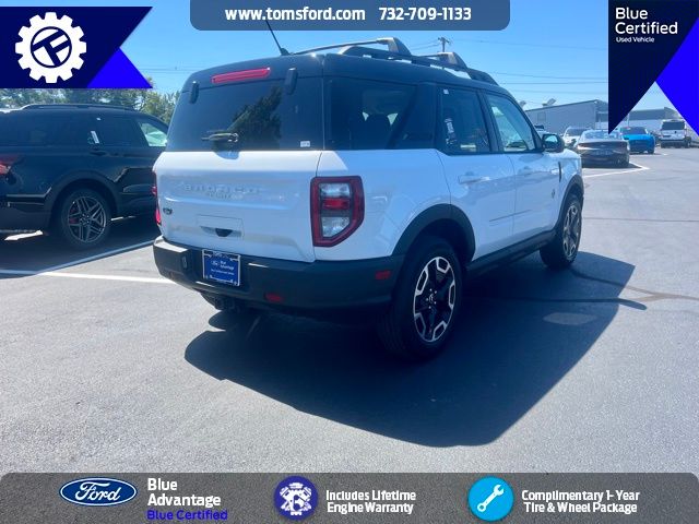 2024 Ford Bronco Sport Outer Banks photo 2