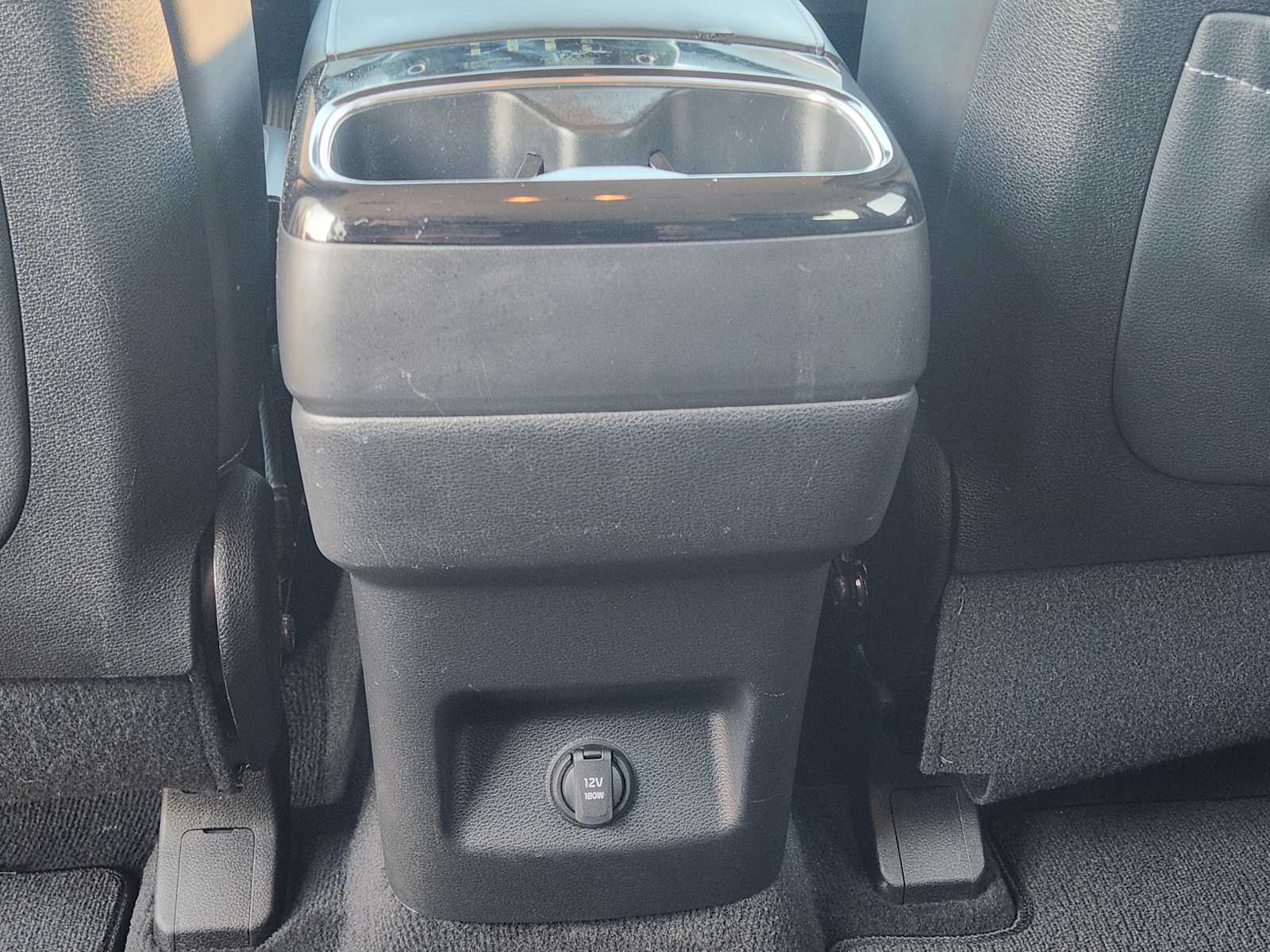 2021 Kia Telluride LX photo 23