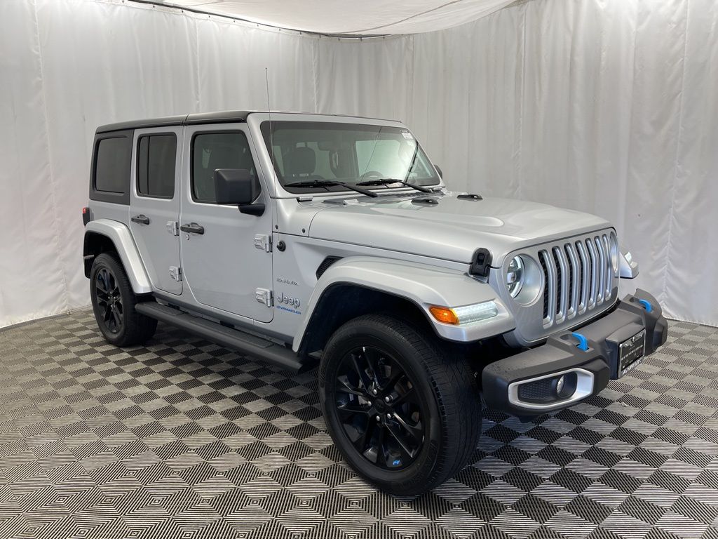 2023 Jeep Wrangler Sahara 4xe photo 2