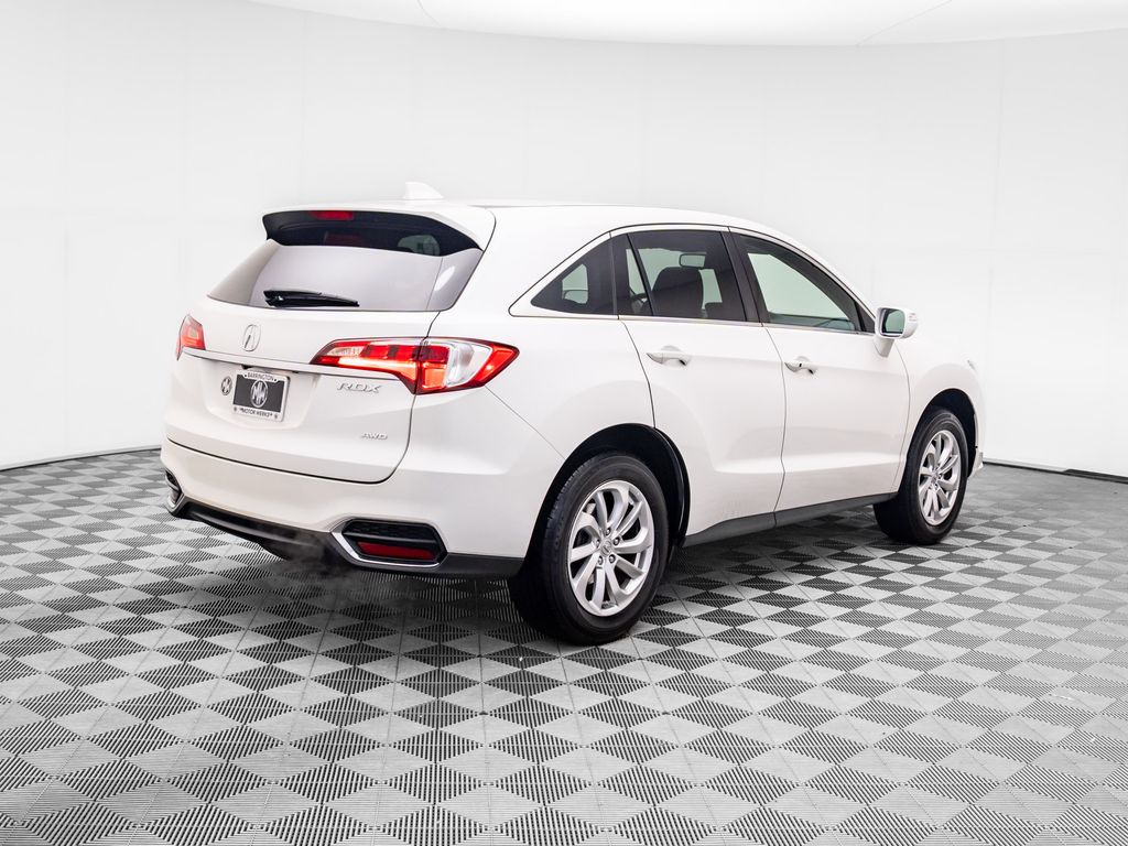 2017 Acura RDX Technology photo 5