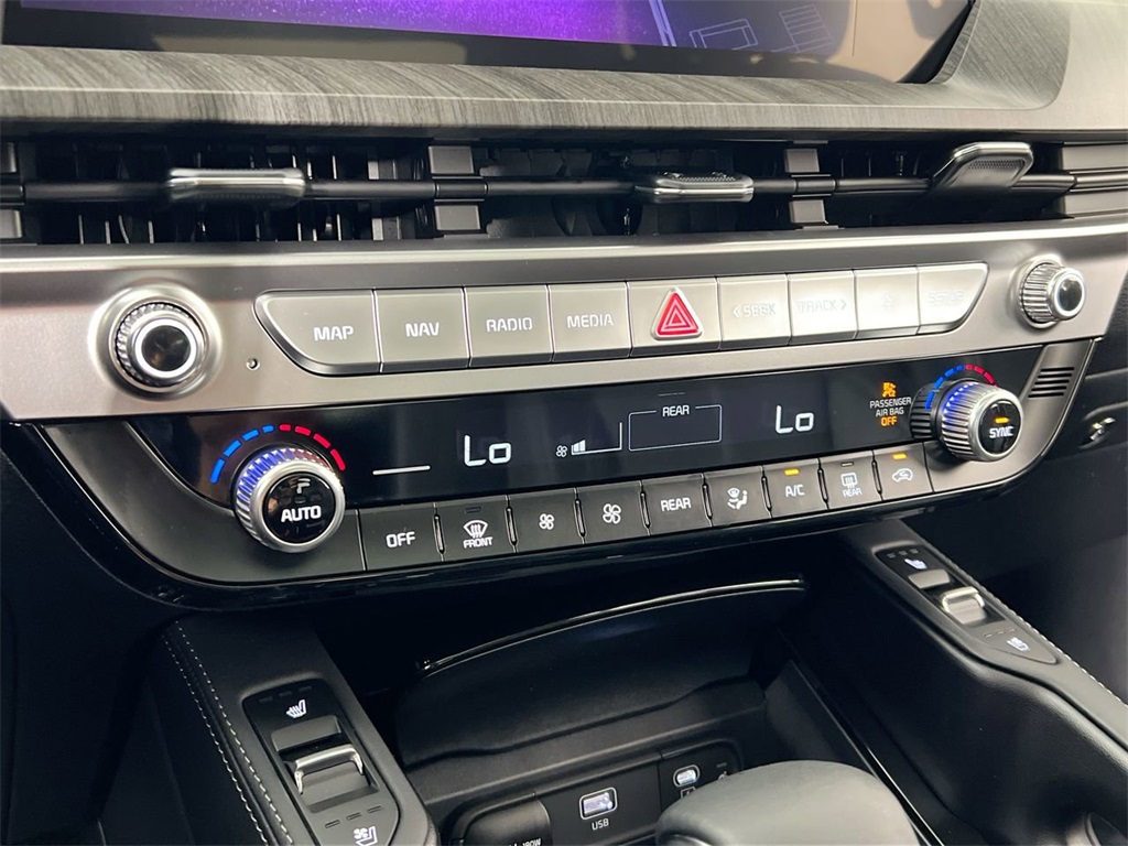 2025 Kia Telluride EX photo 22