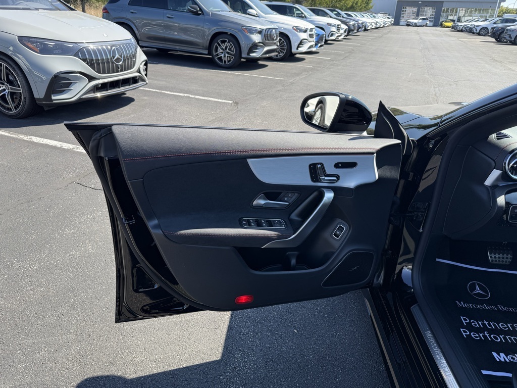 2025 Mercedes Benz CLA 250 4MATIC photo 7