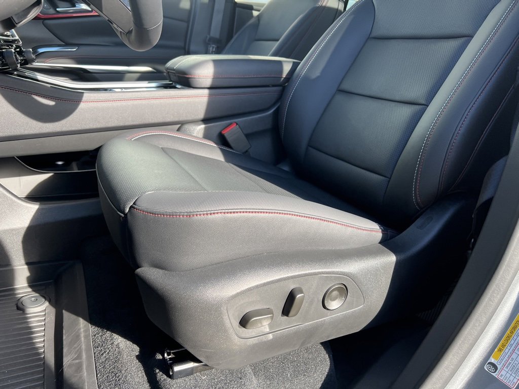 2025 Chevrolet Traverse Z71 photo 18