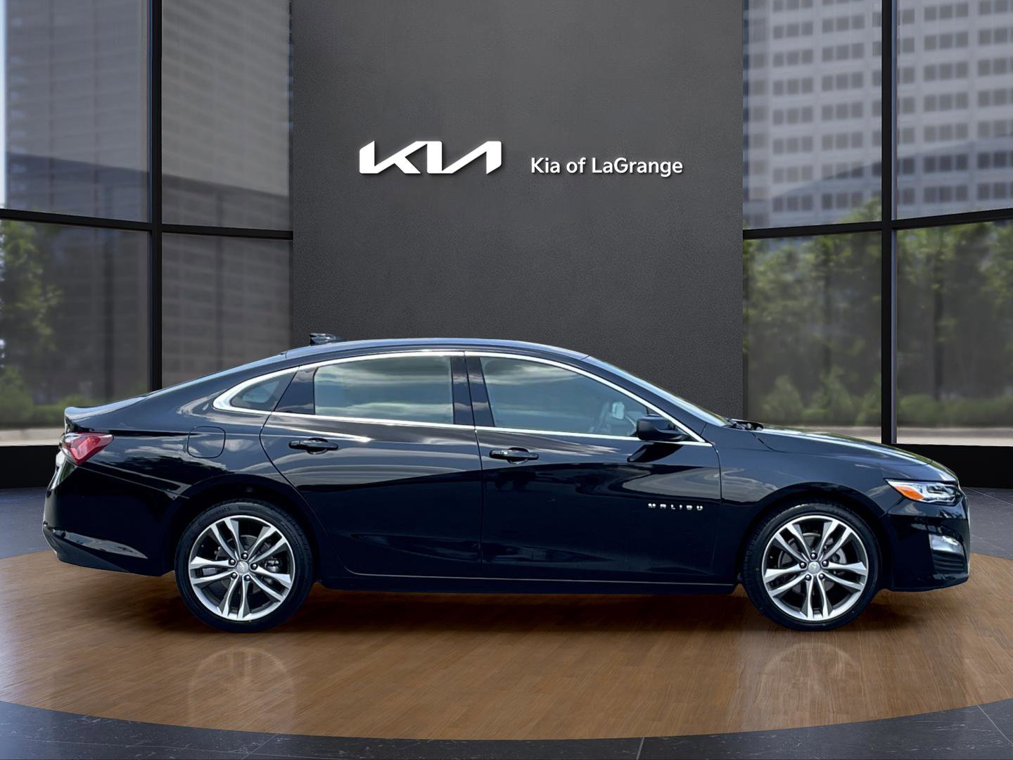 2024 Chevrolet Malibu Premier 2LT photo 7