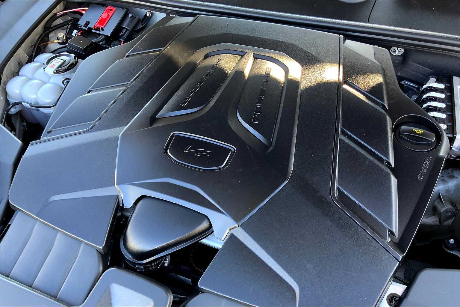 2024 Porsche Cayenne Coupe photo 62