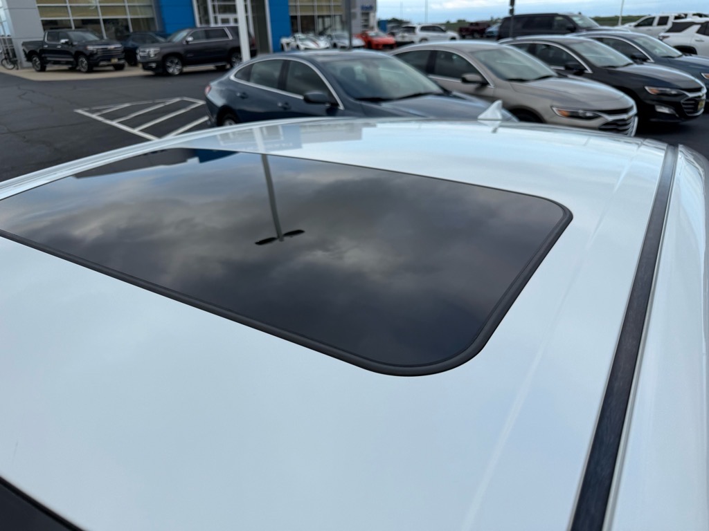 2019 Toyota Avalon XLE photo 11