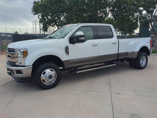 2019 Ford F-350 photo 3