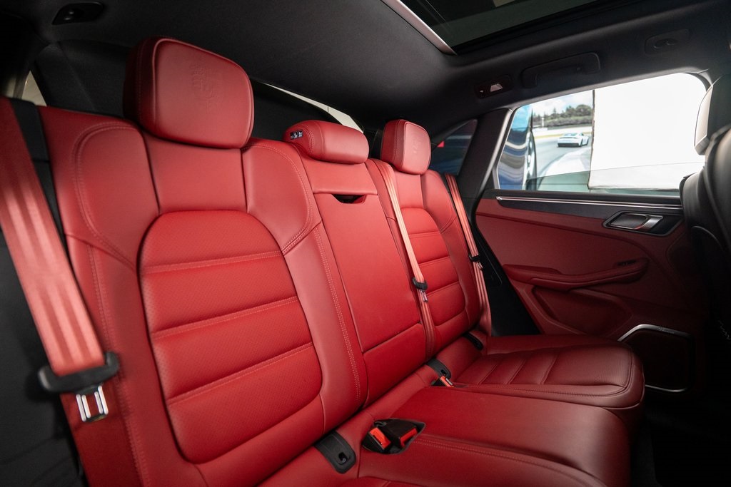 2022 Porsche Macan GTS photo 35