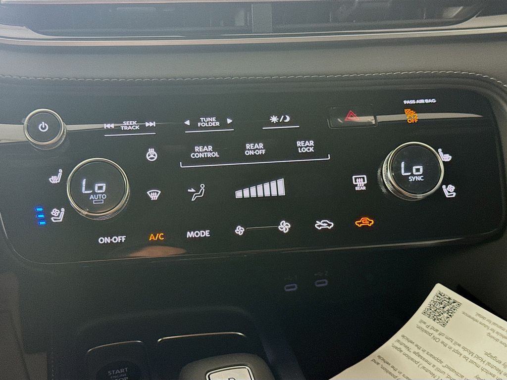 2026 Infiniti QX60 Luxe photo 17