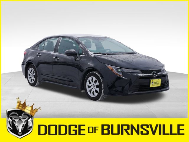 2023 Toyota Corolla LE's photo