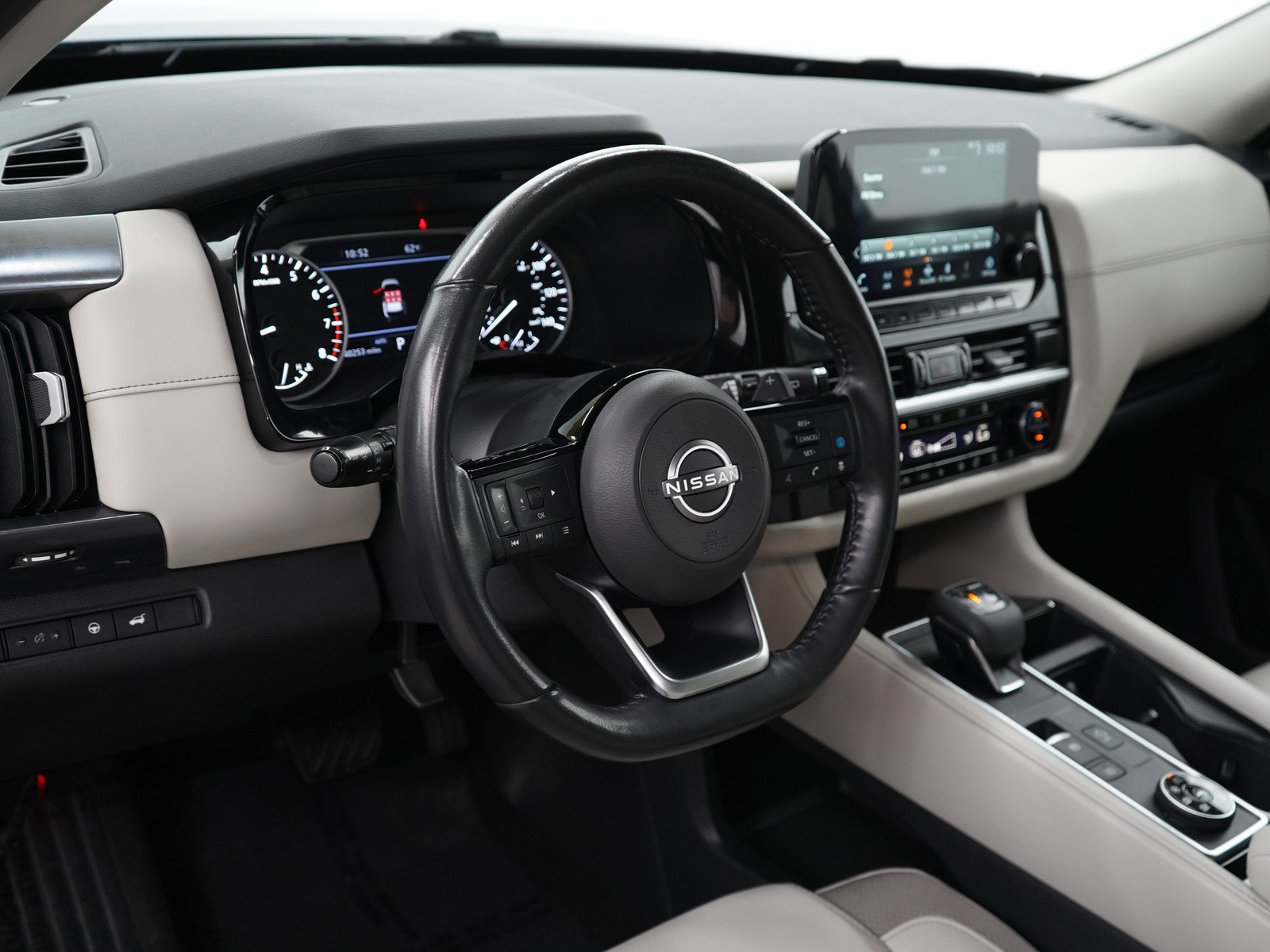 2022 Nissan Pathfinder SL photo 20
