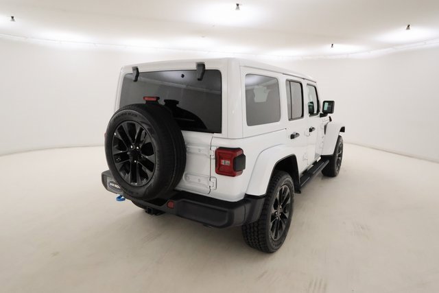 2024 Jeep Wrangler 4xe Sahara photo 3