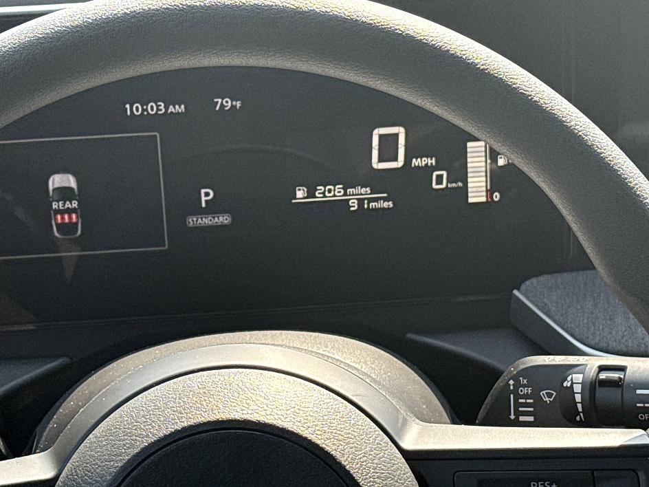 2025 Nissan Kicks SV photo 13